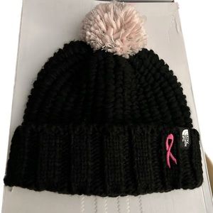 THE NORTH FACE WOMEN'S PR
COZY CHUNKY BEANIE BLACK